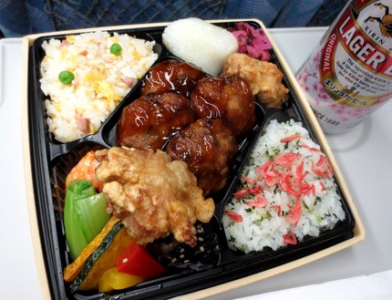 黒毛和牛入り黒酢肉団子弁当＠ ...