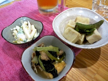 「突き出し」三品＠飲食・カラオ...