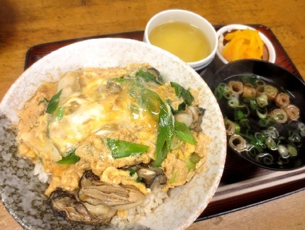 かき丼＠お食事処【はつ平】兵庫...