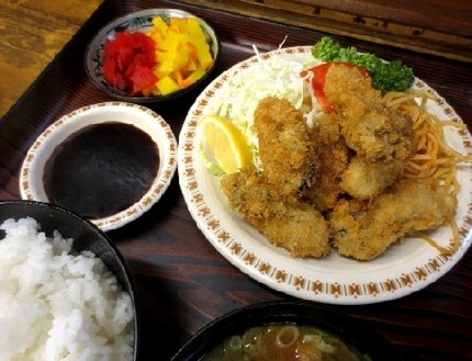 かきフライ定食＠お食事処【はつ...