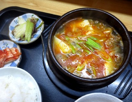 豆腐チゲ定食＠居酒屋【吉宗】兵...