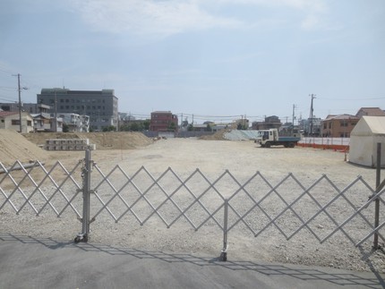 ＜　神戸市立湊中学校：跡地　＞