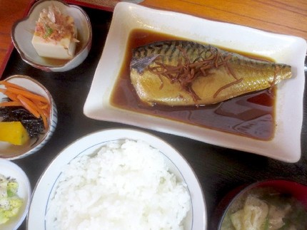 煮魚定食＠お食事処【冨実や】中...