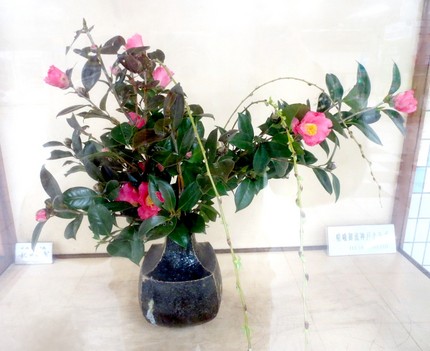 ＜生け花＞（７１）【嵯峨御流】...
