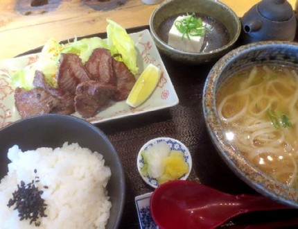 日替り定食（鹿肉ロースの炙り）...