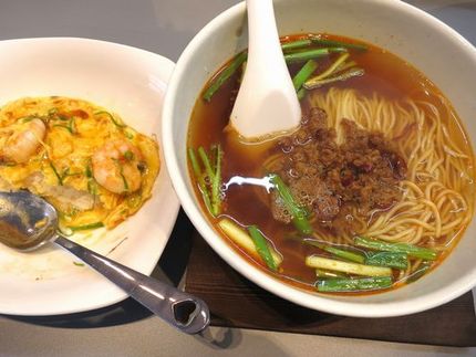 Ｂセット（台湾らーめん＋海老玉...