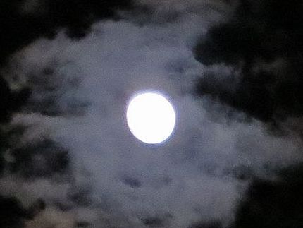 正午月齢＜１１．９＞＠神戸市（...