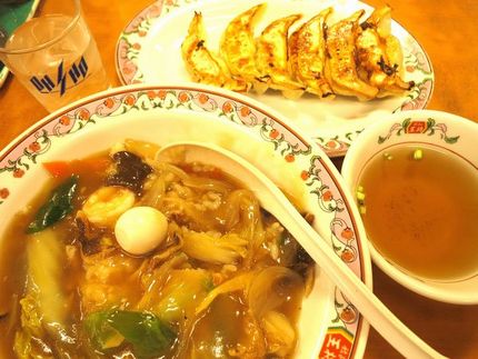 中華丼＋餃子＠【餃子の王将】（...
