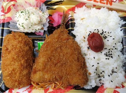 カニクリームコロッケ弁当＠ｃｏ...