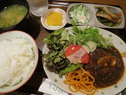 ハンバーグ定食＠洋風料理＆Ｃａ...