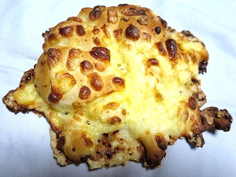 調理パン（１８１）たっぷりチー...