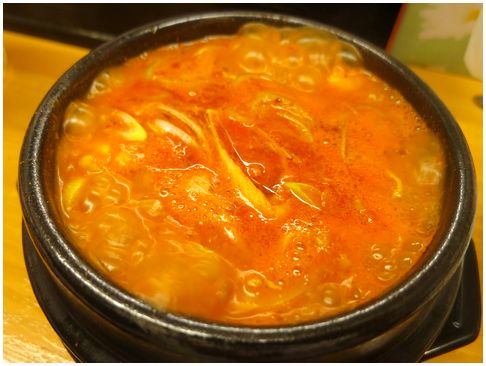 純豆腐鍋（スンドゥブチゲ）（１...