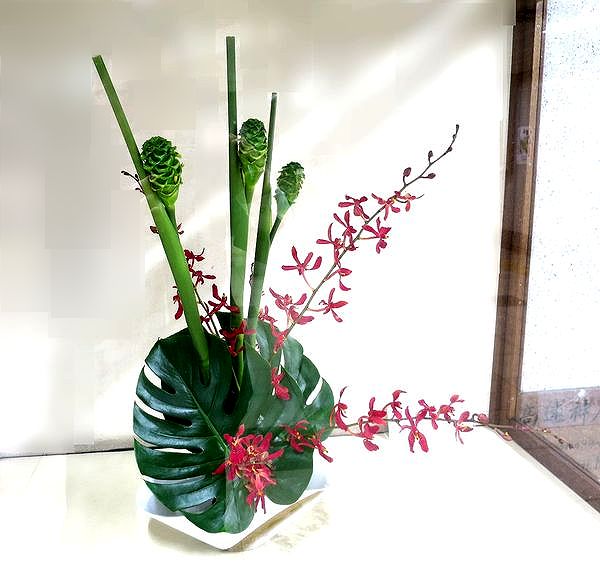＜生け花＞（３６７）【嵯峨御流...