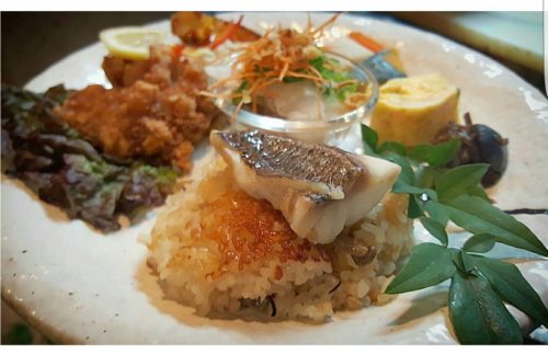 ＜　はっちゃんの今日のランチ「...