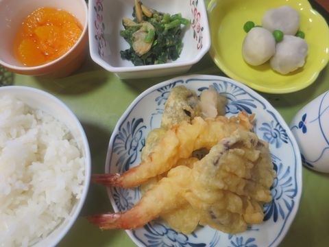 デイケアのお昼ご飯（２３９）