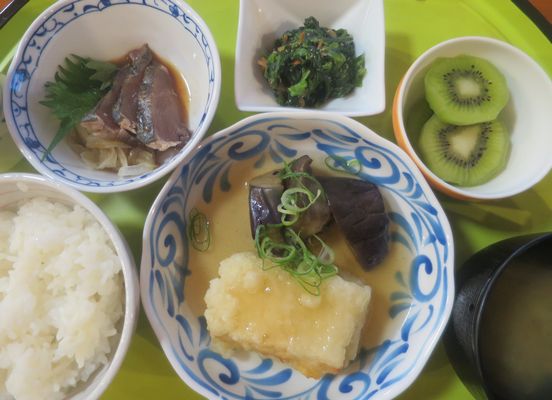 デイケアのお昼ご飯（３２１）