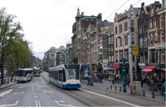 ＜　オランダのアムステルダム市...