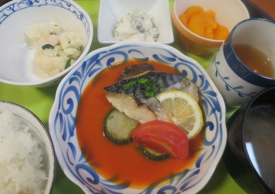 デイケアのお昼ご飯（３５３）