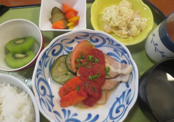デイケアのお昼ご飯（３６１）