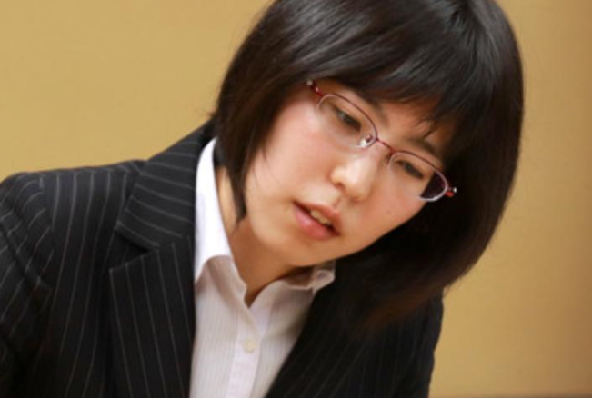 ＜里見香奈女流五冠＞（１２）決...
