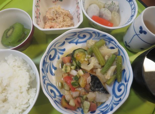 デイケアのお昼ご飯（３７５）