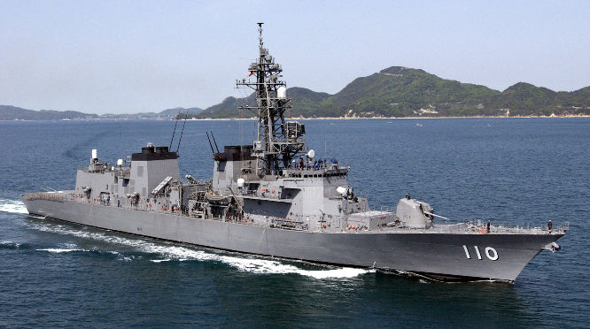 護衛艦「たかなみ」（画像：海上...