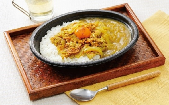 「まかないカレー」（画像；ロー...