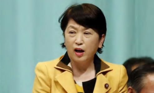 ＜福島瑞穂＞無投票で新党首に選...