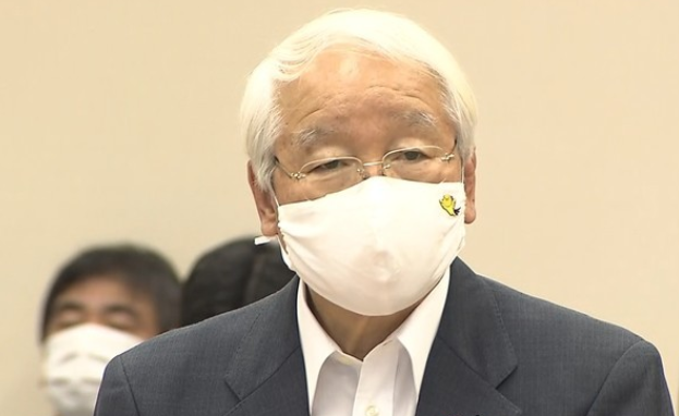 休業要請解除の方針を発表した＜...
