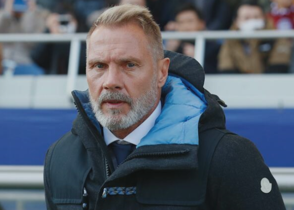 ＜トルステン・フィンク＞監督退...