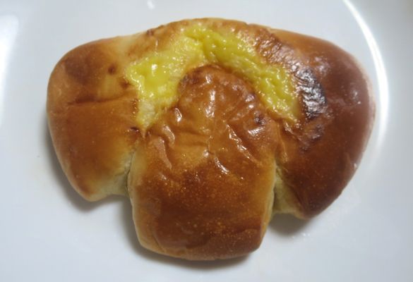 調理パン（５２０）クリームパン...