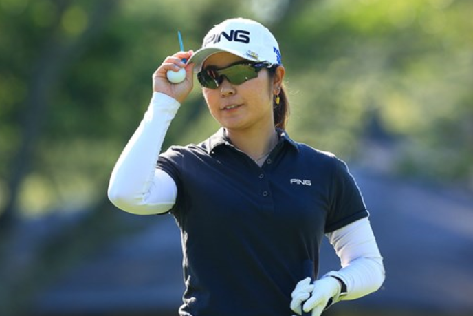 ＜比嘉真美子＞単独首位＠「宮里...