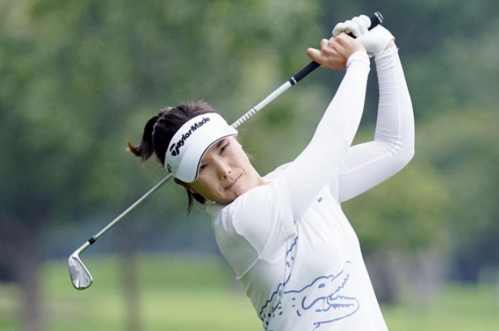 ＜全美貞＞首位＠「ニトリレディ...