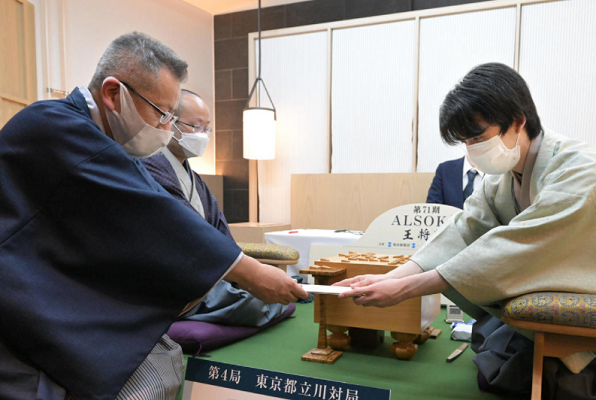 ＜藤井聡太竜王＞（１６８）封じ...