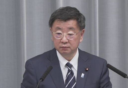 入国制限１万人に引き上げ