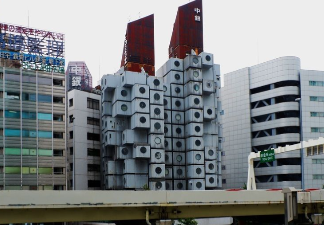 「中銀カプセルタワービル」解体...