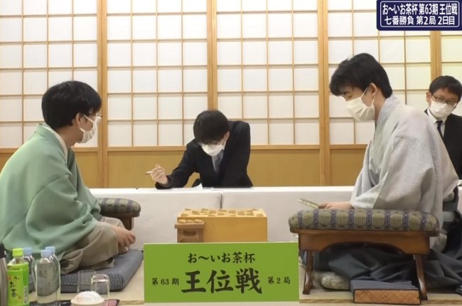 ＜藤井聡太王位＞（１８５）１勝...