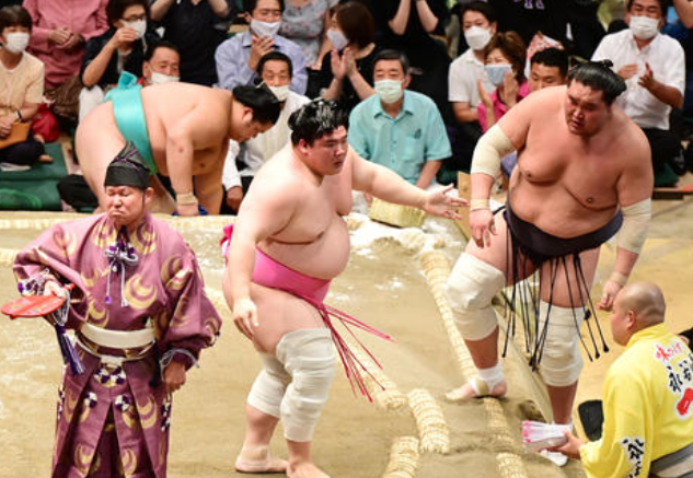 ○＜宇良＞　「寄り切り」　●＜...