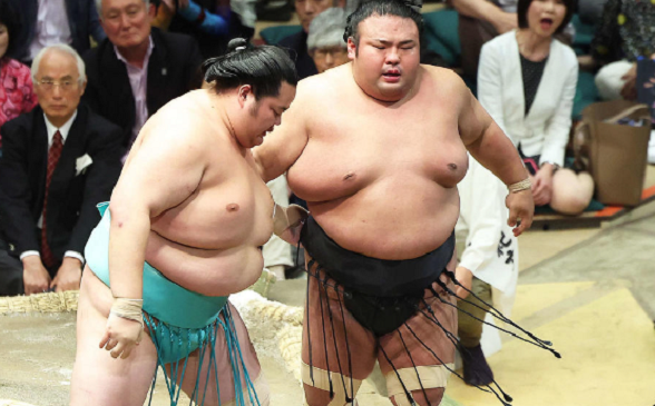 ○＜琴ノ若＞　「寄り切り」　●...