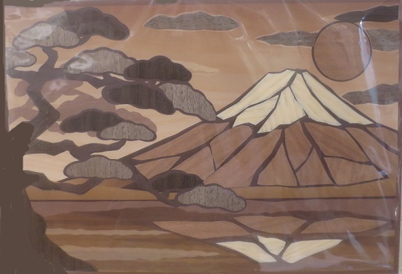手芸作品「銘木の貼り絵」