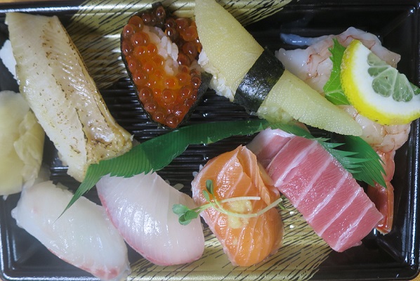握り寿司盛り合わせ（２）＠【さ...