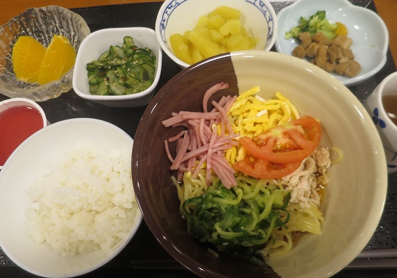 デイケアのお昼ご飯（８７２）