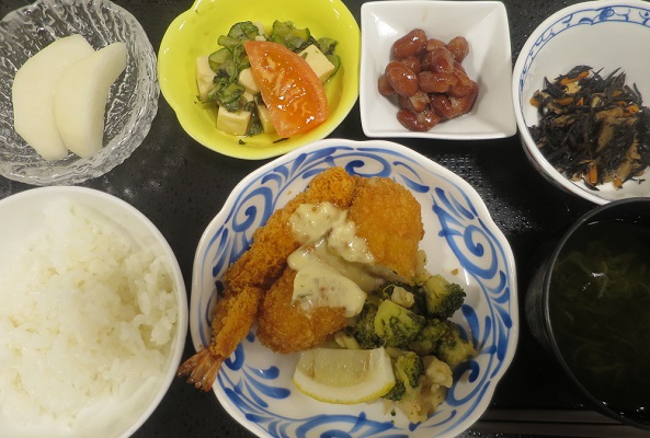 デイケアのお昼ご飯（８８６）