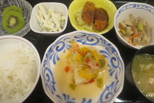 デイケアのお昼ご飯（９８９）