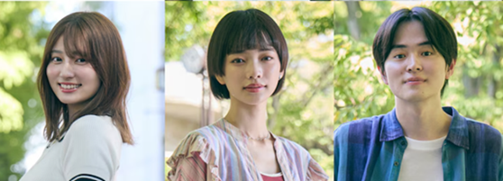 （左）から「白石まひる」役の＜...