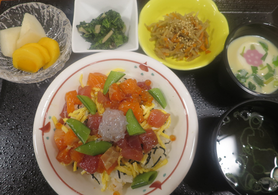 デイケアのお昼ご飯（１００１）