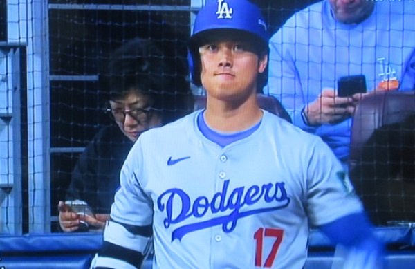 ＜大谷翔平＞（６１７）ナ・リー...