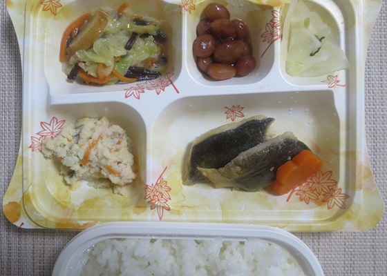 宅配弁当（１０３４）