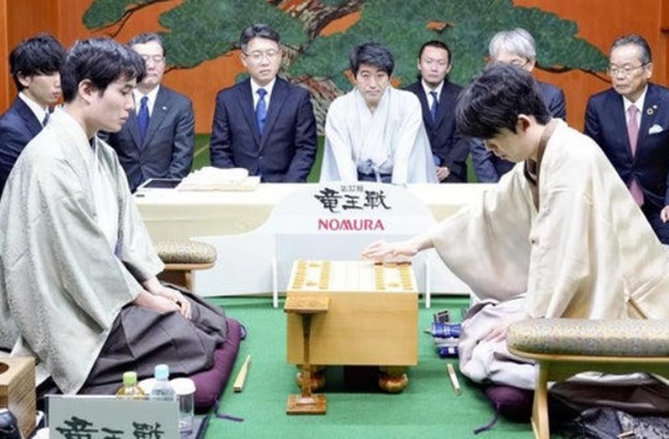 ＜藤井聡太竜王＞（３１２）先勝...