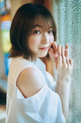 ＜上田麗奈＞グラビア＠『週刊少...